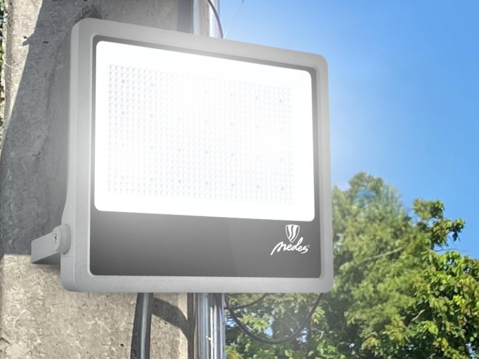 Vonkajší LED reflektor PROFI Plus 400W / 5000K - LF4029S – Obrázok 6